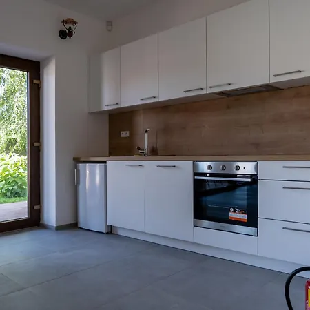 בית הארחה Tonicka 4*